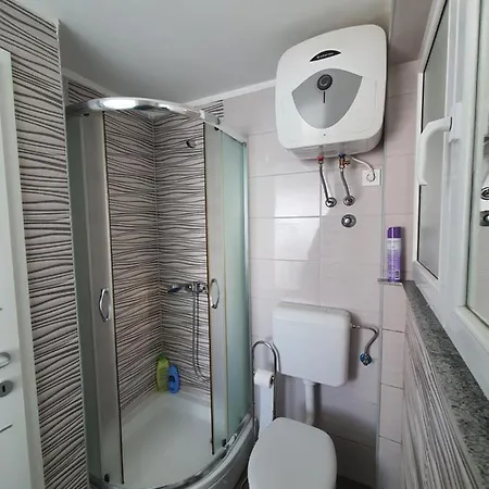 Dvorac Apartment *